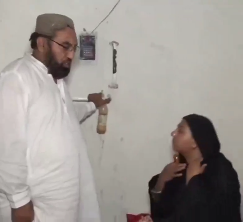 Исламская медицина для женщин в Пакистане: лучше сразу помереть, чем с таким врачом болеть