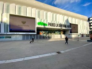 Открытый чемпионат по теннису в Париже стал еще более деловым