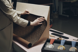 Бернар Арно усиливает контроль над LVMH