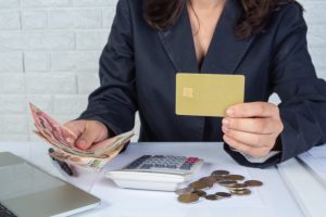 Средний размер потребкредита в сентябре сократился на 13%