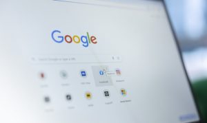 Google обвинили в слежке за пользователями с помощью ИИ-модели