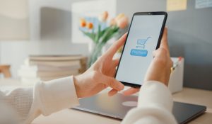 Объем онлайн-торговли в РФ достигнет 27 трлн рублей к 2028 году