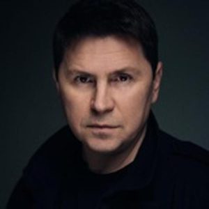 Советник офиса Зеленского заявил, что финансировать выборы на Украине должны другие страны