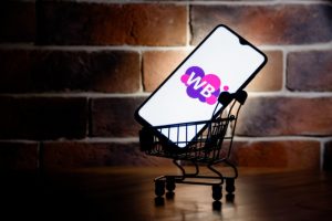 Wildberries заблокировал карточки товаров с логотипом бренда Aurus