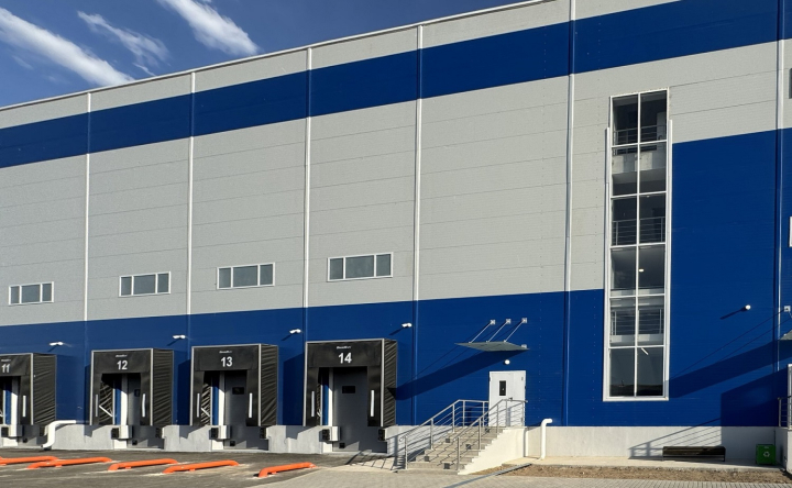 DNS откроет в Казахстане крупный распределительный центр