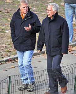 «Худшее ещё впереди»: биографы о судьбе принца Эндрю после публикации компрометирующих фото с Эпштейном