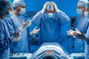 В США ошибки медицинского ИИ приводят к тяжелым травмам и инсультам у пациентов. В России система использования нейросетей при лечении построена иначе