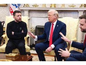 Зеленский* умоляет Трампа не бросать Украину перед лицом русских