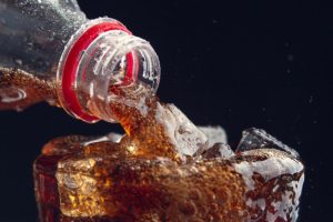 Coca-Cola судится в РФ с производителями подделок