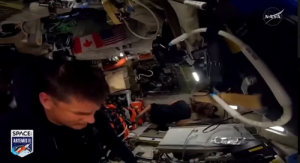 NASA посоветовала астронавтам пакеты: унитаз на Orion опять не работает