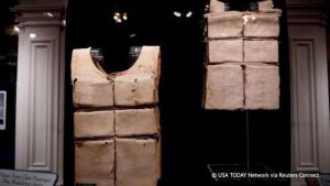 Спасательный жилет пассажирки «Титаника» ушёл с молотка за 715 тысяч долларов