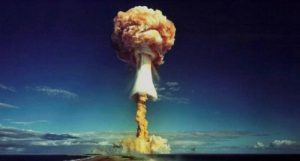 Снижающиеся рейтинги толкают президента США к поиску быстрого решения иранского конфликта